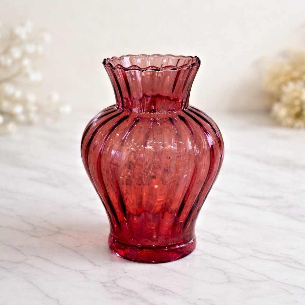 Vintage Cranberry Ruby Ribbed Glass Vase Scalloped Rim 6" MCM